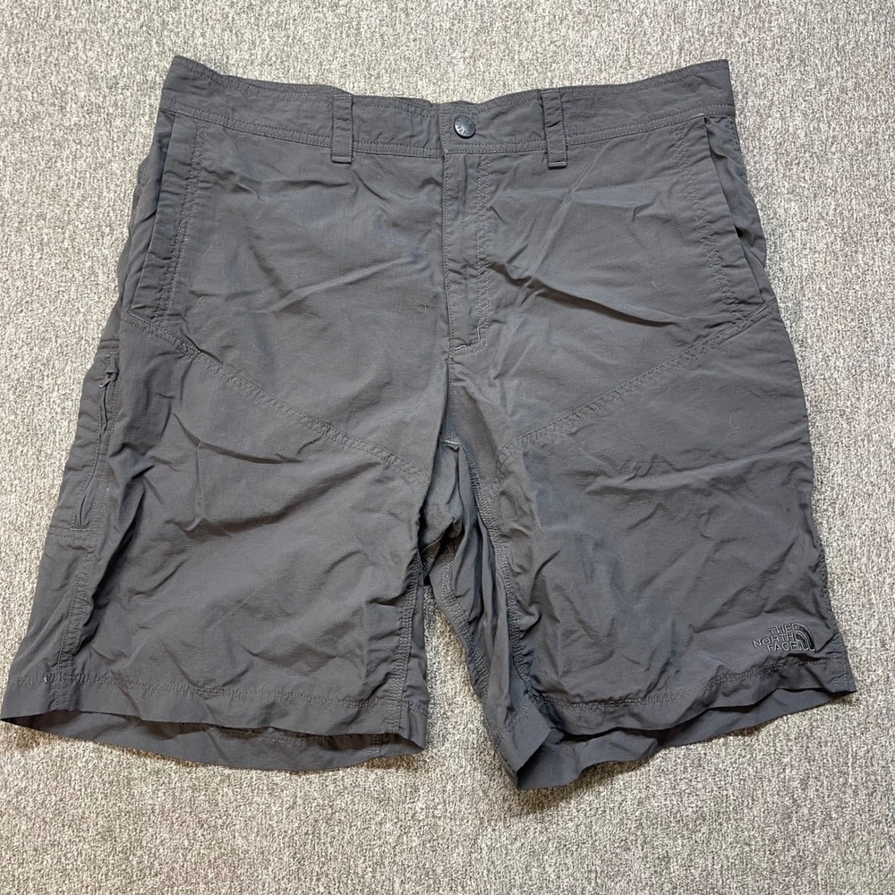The North Face Mens Gray Hiking Cargo Shorts Outdoor Adventure Size‎ M